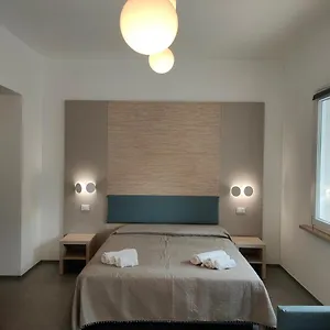 Iris Ar Holiday-home Apartment Peschiera del Garda